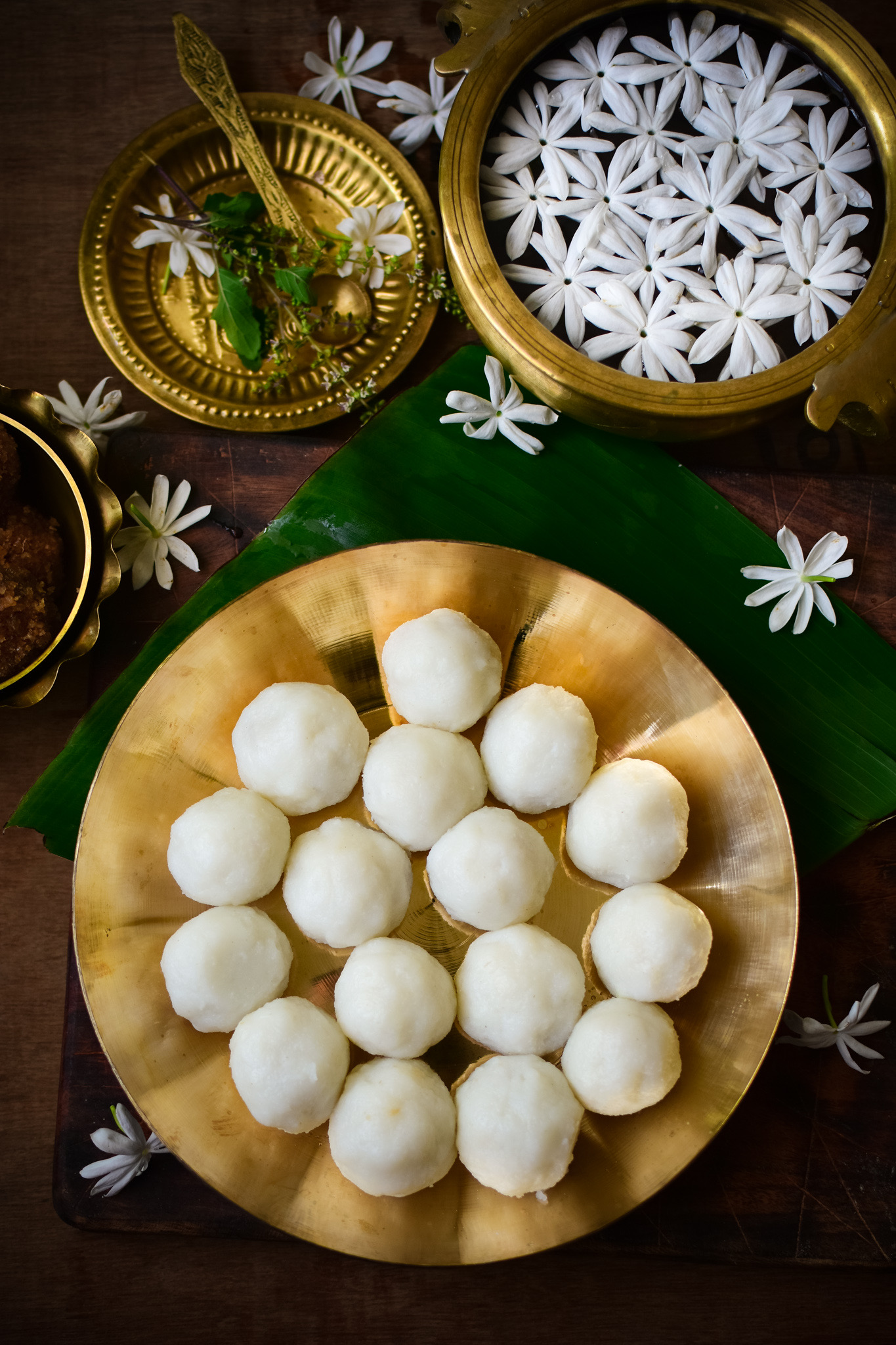 Manda Pitha Recipe | Mohura Pitha | Odiya Style Rice Dumplings