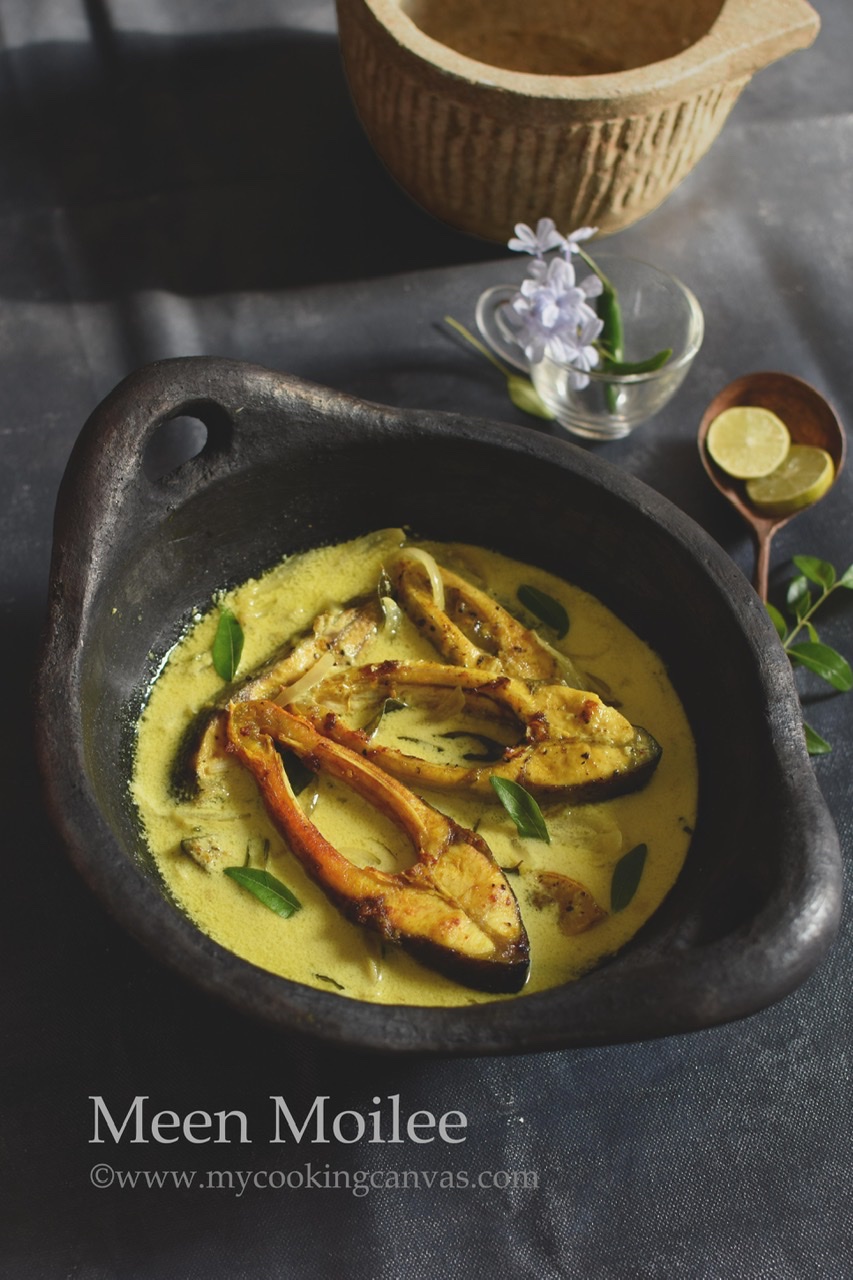 Fish Molee Recipe / Kerala Style Fish curry with Coconut Milk