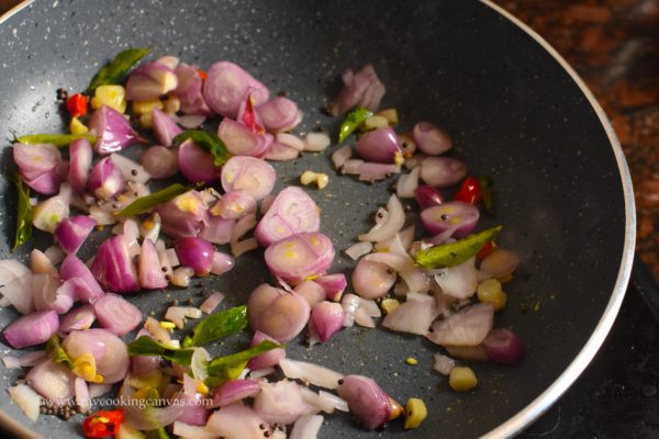 Fried Fish in Banana Leaf Recipe | Step by Step Kerala Karimeen pollichathu